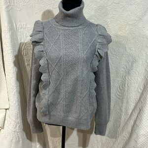 Design History gray turtleneck sweater,‎ size medium, NWT
